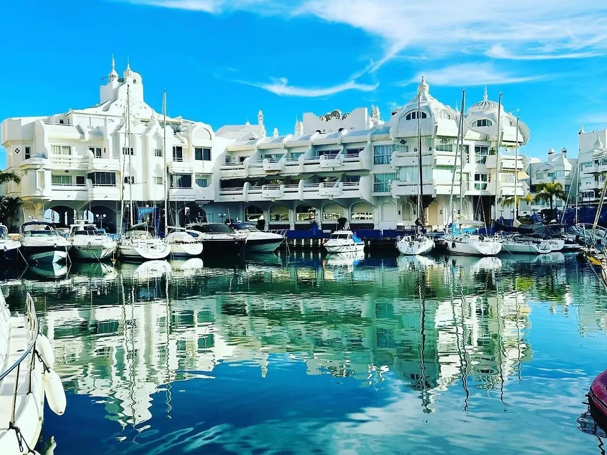 Luxury Waterfront Apartment Benalmádena Španělsko